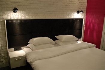 Crystal Hotel Belgrade