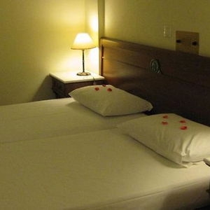 Hotel Florena Hotel cazare Nikiana