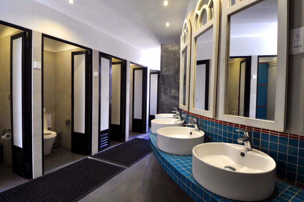 Hotel Clock Inn Dehiwala Hostel