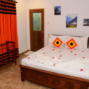 Hotel White Villa Airport Transit Hotel cazare Colombo