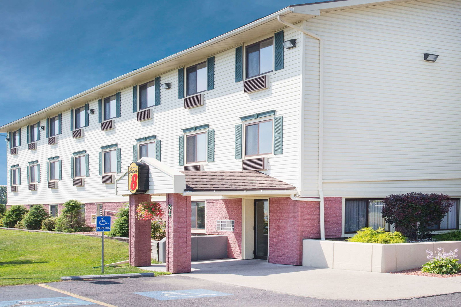 Hotel Super 8 By Wyndham Massena Ny