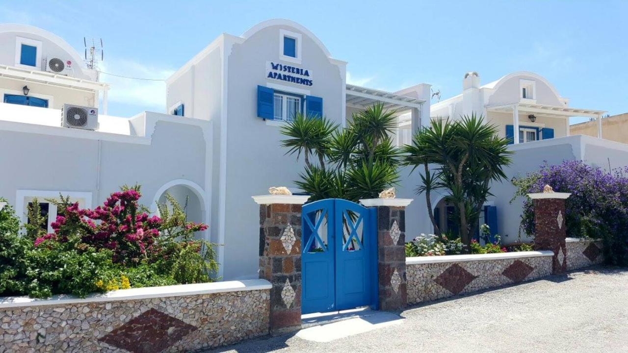 Hotel Wisteria Apartments