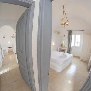 Sejur Villa Garden vacanta Insula Santorini