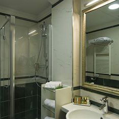 Hotel Jr Hotels Oriente Bari cazare BARI