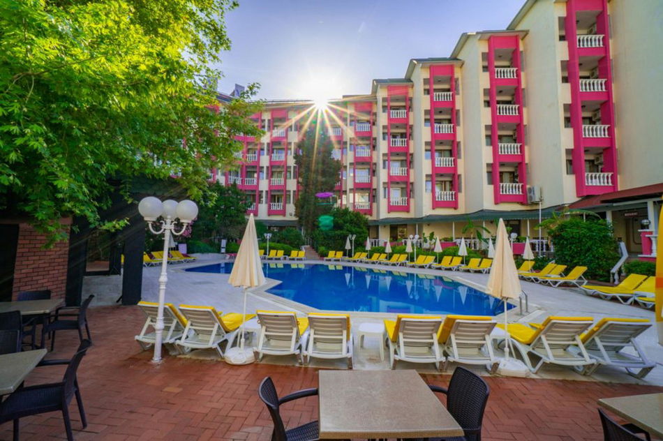 Bieno Club SVS Outdoor Pool