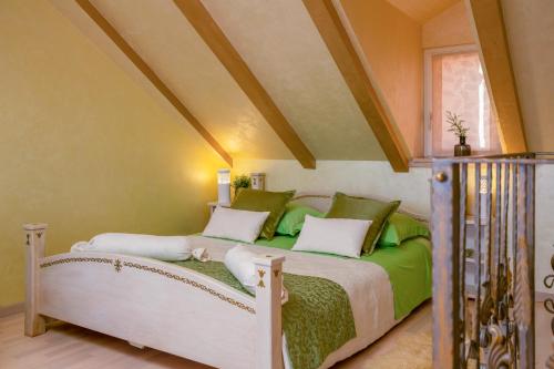 Hotel Royal Apartment Damida