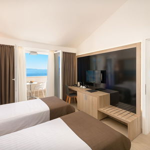 Hotel Medora Auri Family Beach Resort cazare Makarska