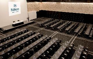 2619070-hilton-madrid-airport.jpg