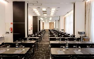 2619090-hilton-madrid-airport.jpg