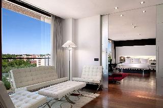 2619193-hilton-madrid-airport.jpg