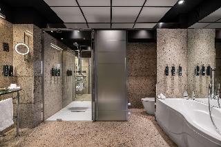 2620133-hilton-madrid-airport.jpg