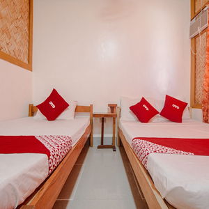 Sejur Telesfora Beach Cottage vacanta El Nido