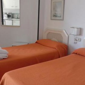 Hotel Apartamentos Mediterraneo cazare Nerja