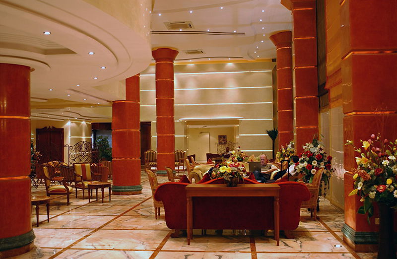 Le Zenith Hotel & Spa Lounge / Lobby