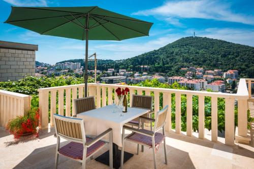 Hotel Apartments Lucija