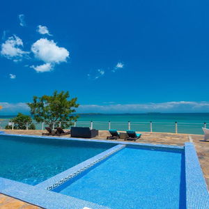 Sejur Golden Tulip Zanzibar Resort vacanta Zanzibar City