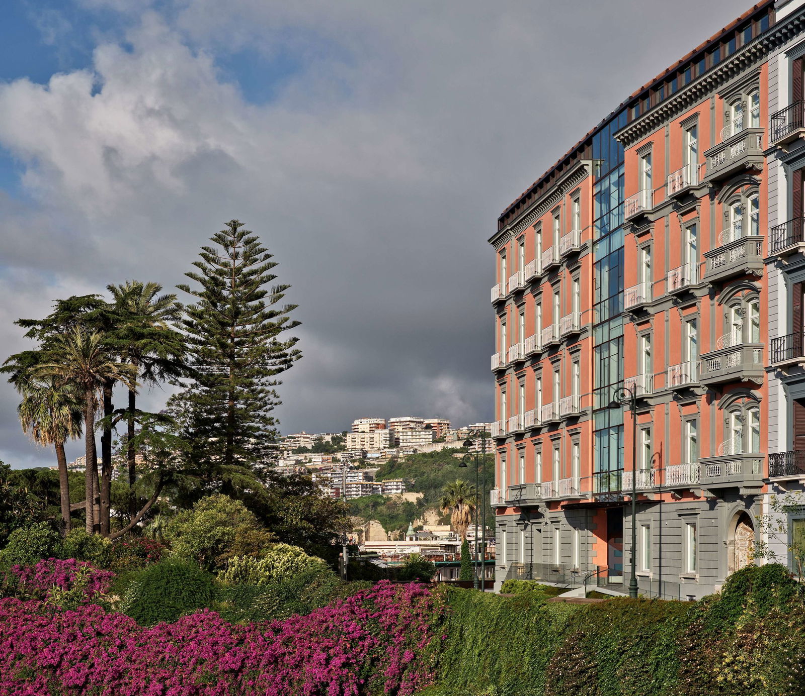 Hotel De Bonart Naples, Curio Collection By Hilton