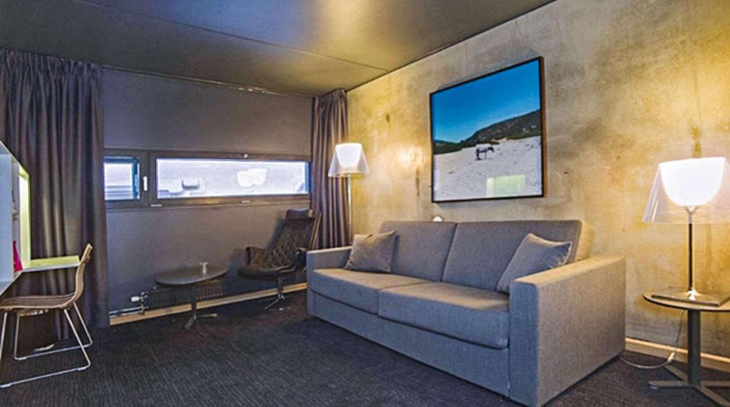 Hotel Comfort Runway