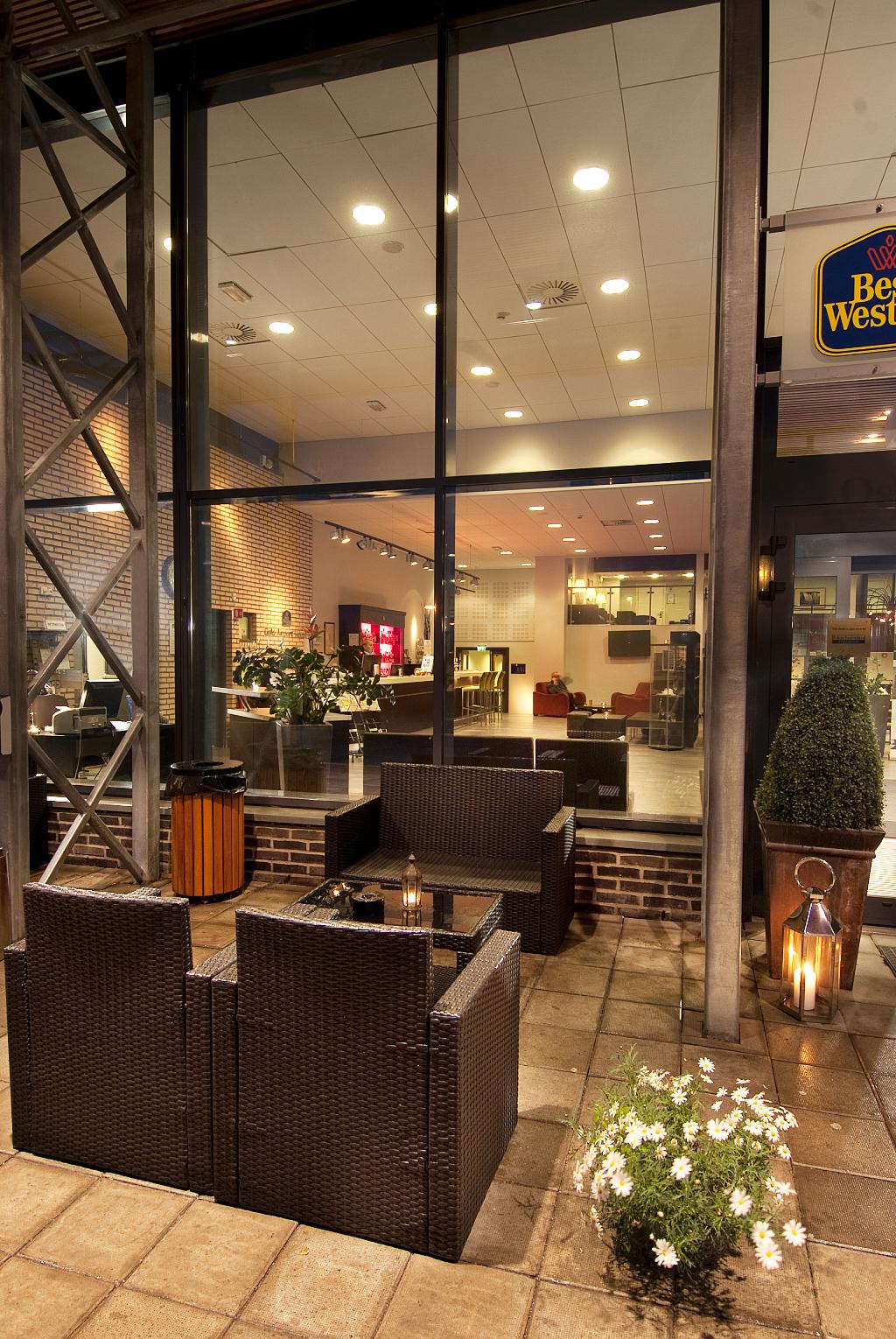 Hotel Park Inn By Radisson Oslo Airport Hotel West