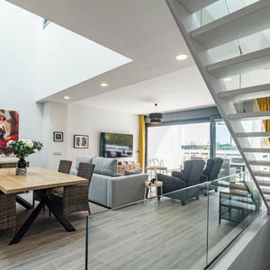 Hotel Lmt46- Spacious Townhouse Modern Style cazare Estepona