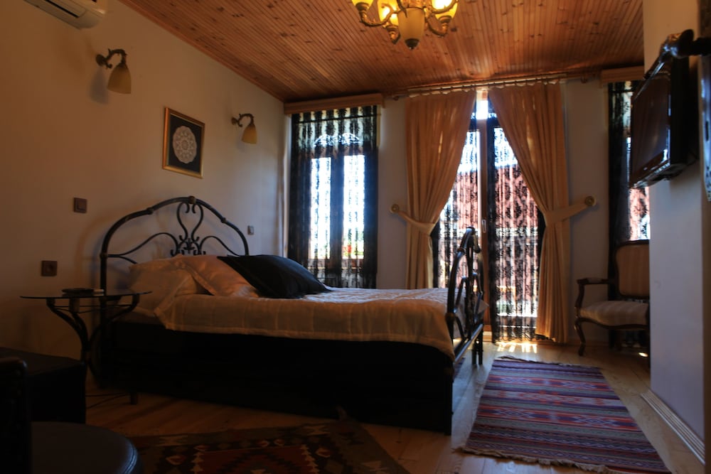 Hotel Tom Square Boutique Hotel