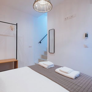 Hotel Lola 14 Suite Apartment cazare SEVILIA