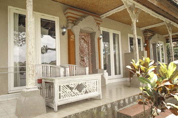 2591216-taman-indrakila.jpg