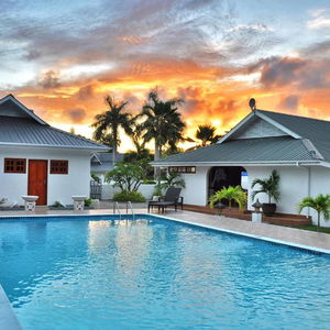 Hotel The Britannia Hotel Praslin cazare Grand Anse Praslin