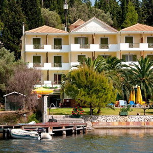 Hotel Cleopatra Beach cazare Nidhrion