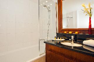 Hotel Residhome Paris Massy
