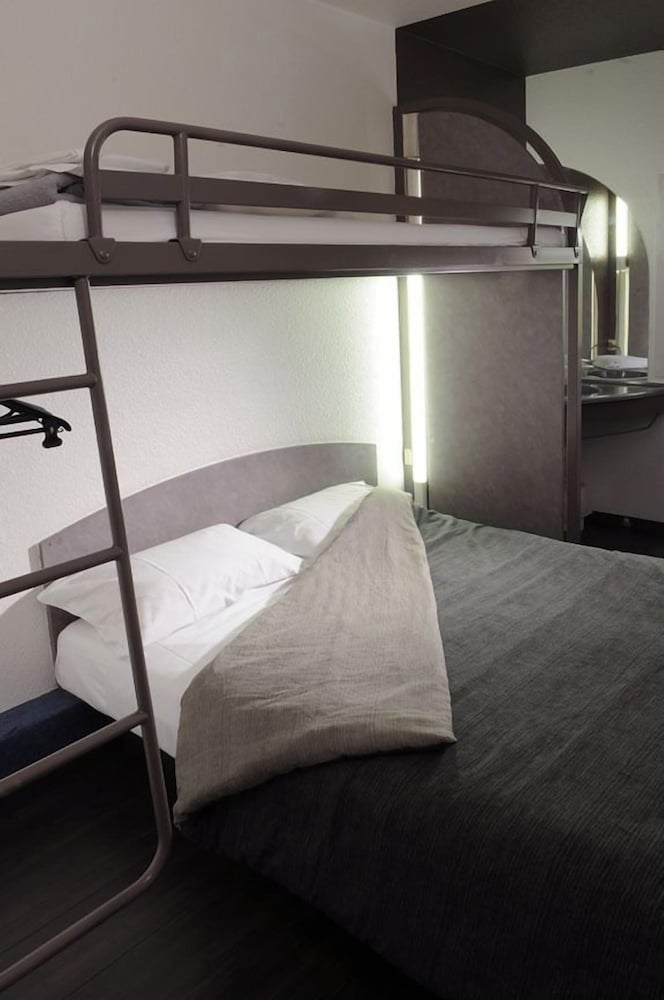 Hotel Egg Hotel Sarcelles