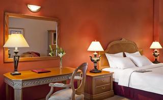 Majestic Cove Hotel
