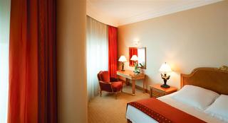 Majestic Cove Hotel