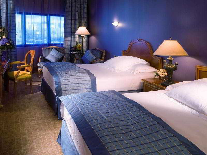Majestic Cove Hotel