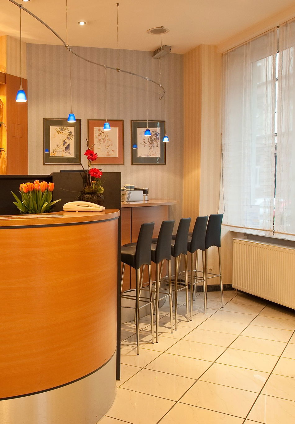 Favored Hotel Plaza Frankfurt Lounge / Lobby