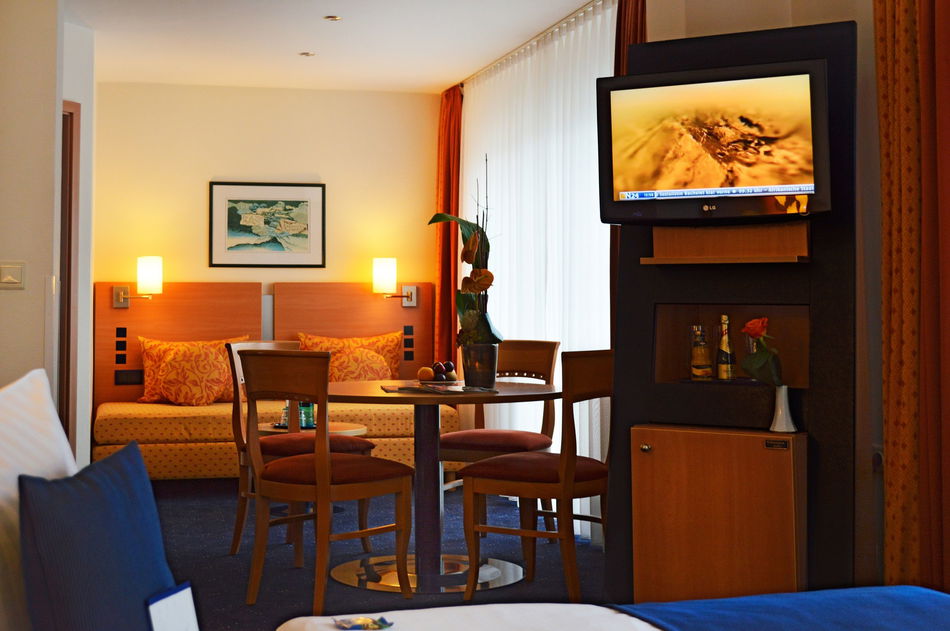 Favored Hotel Plaza Frankfurt Room Example