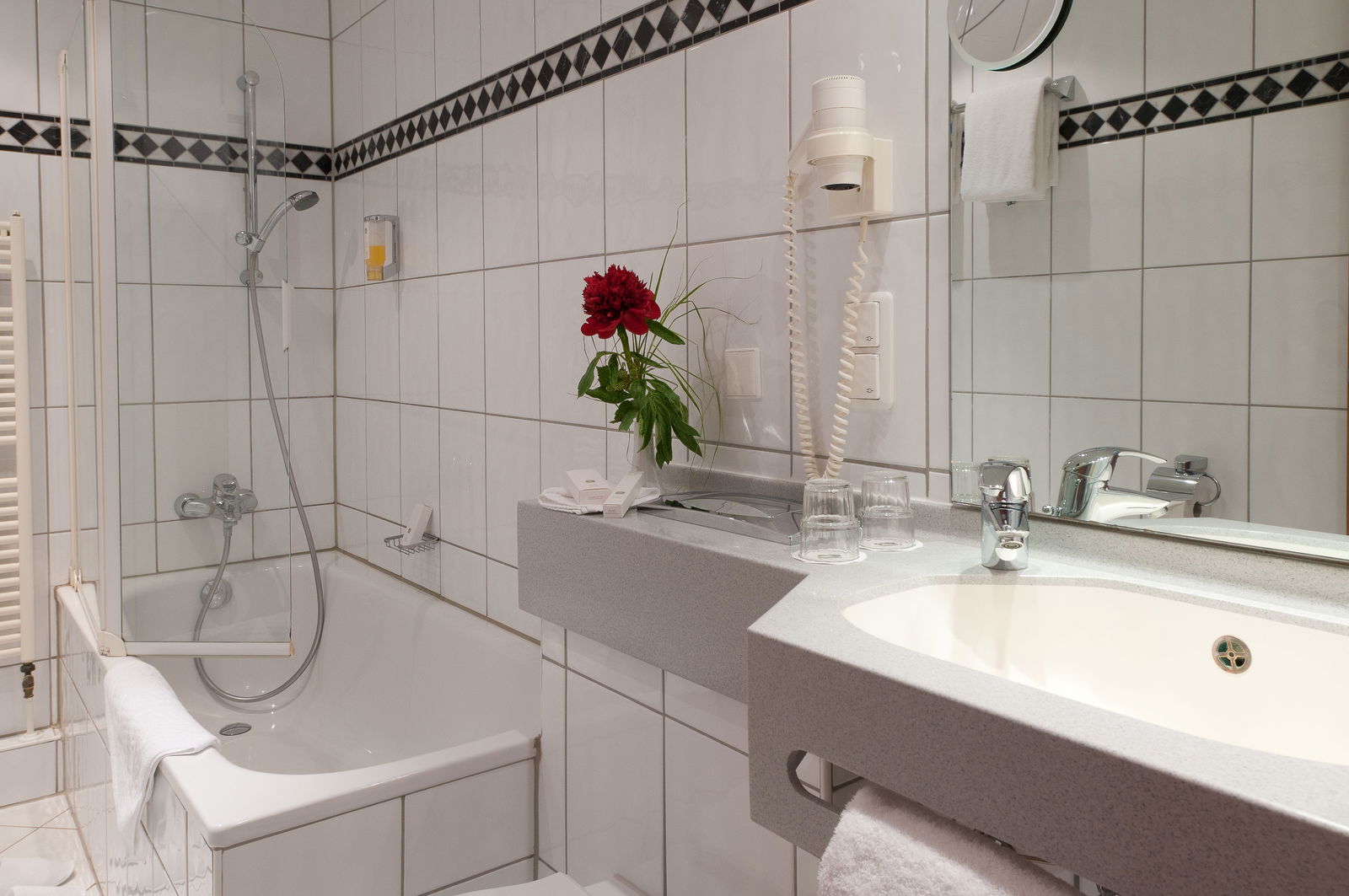 Favored Hotel Plaza Frankfurt