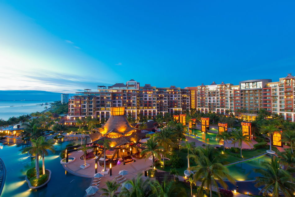 Villa del Palmar Cancun Luxury Beach Resort & Spa Exterior