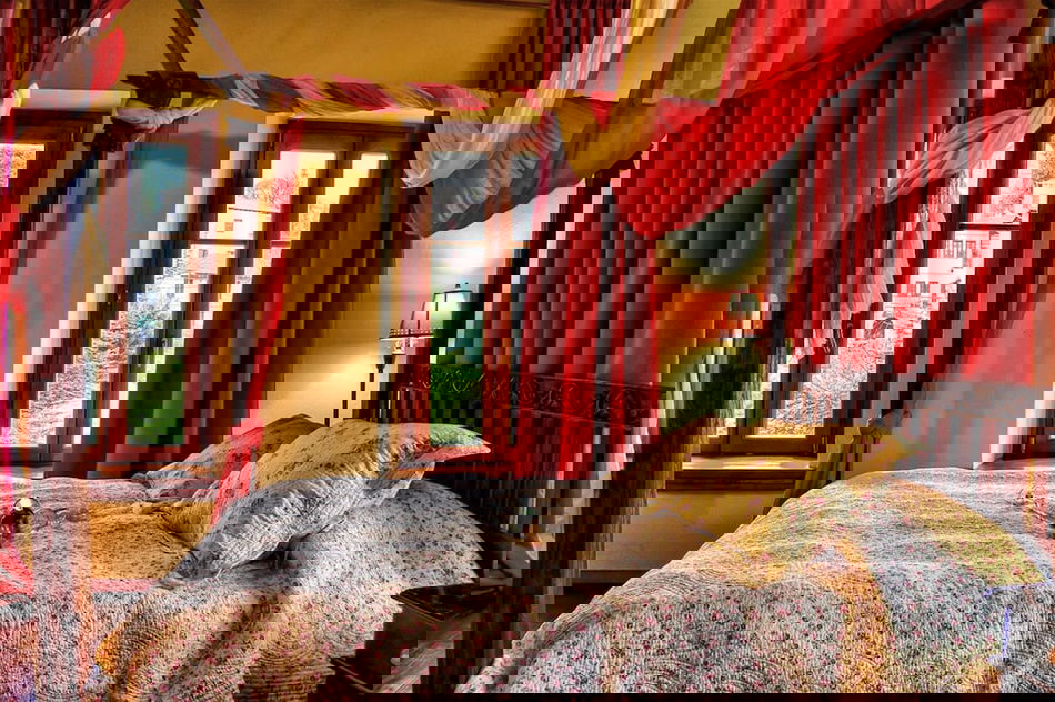 Primary image