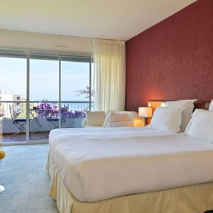 Hotel Pietracap cazare Corsica