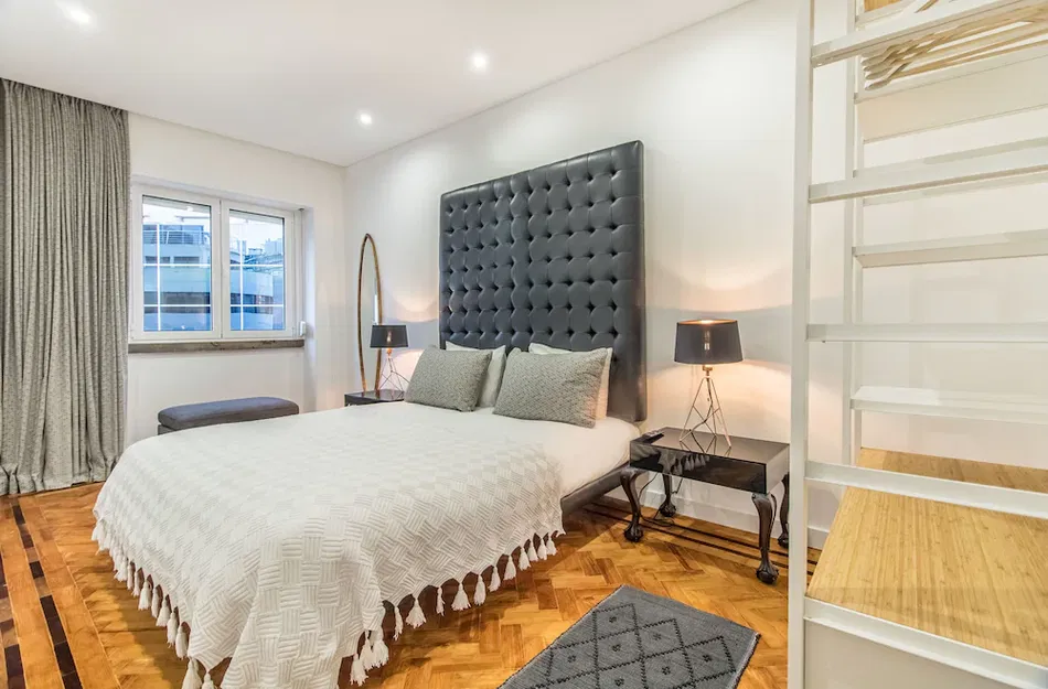 Lisbon Metropolitan Flat
