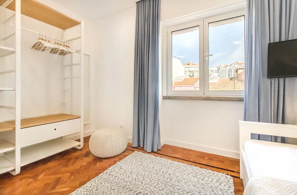 Lisbon Metropolitan Flat