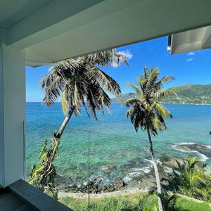 Hotel Vallonend Beach Front Villa cazare Victoria