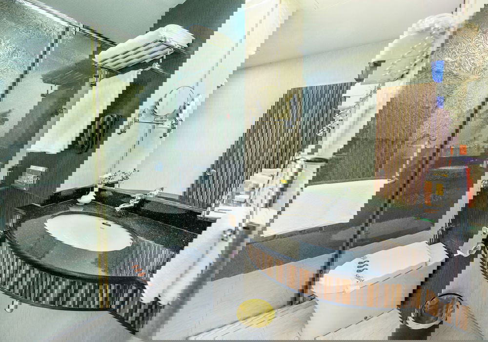 Hotel Pearl Grand Hotel