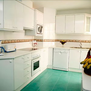 Sejur Miguel Ángel Apartments vacanta Estepona