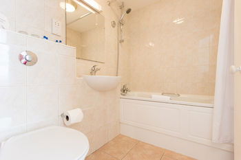 Byron Hotel London