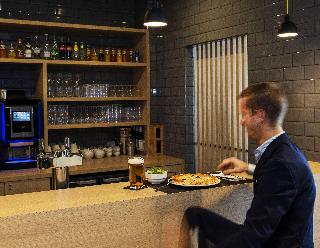 3000746-holiday-inn-express-nice-grand-arenas.jpg