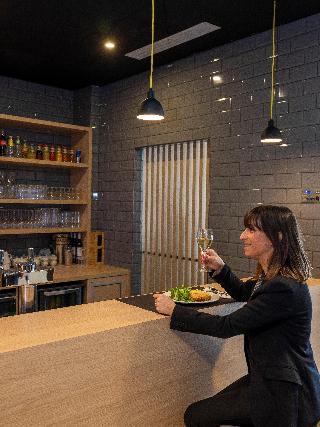 3000852-holiday-inn-express-nice-grand-arenas.jpg