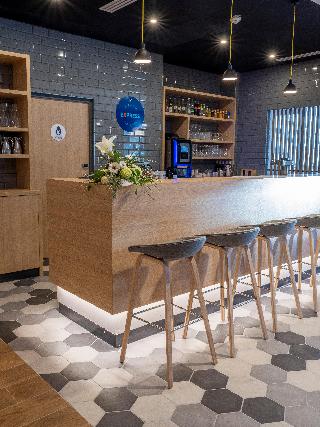 3000885-holiday-inn-express-nice-grand-arenas.jpg
