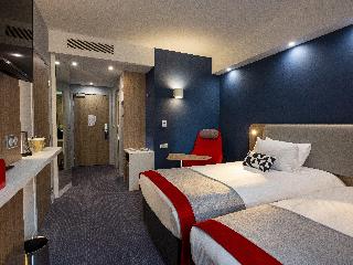 3001886-holiday-inn-express-nice-grand-arenas.jpg
